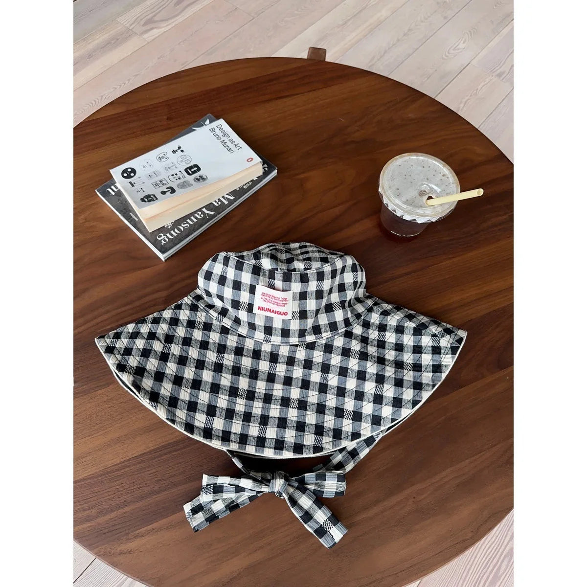 Korean checkered strap fisherman's hat with a large brim for summer, a small sun-protective hat that can be worn on both sides
